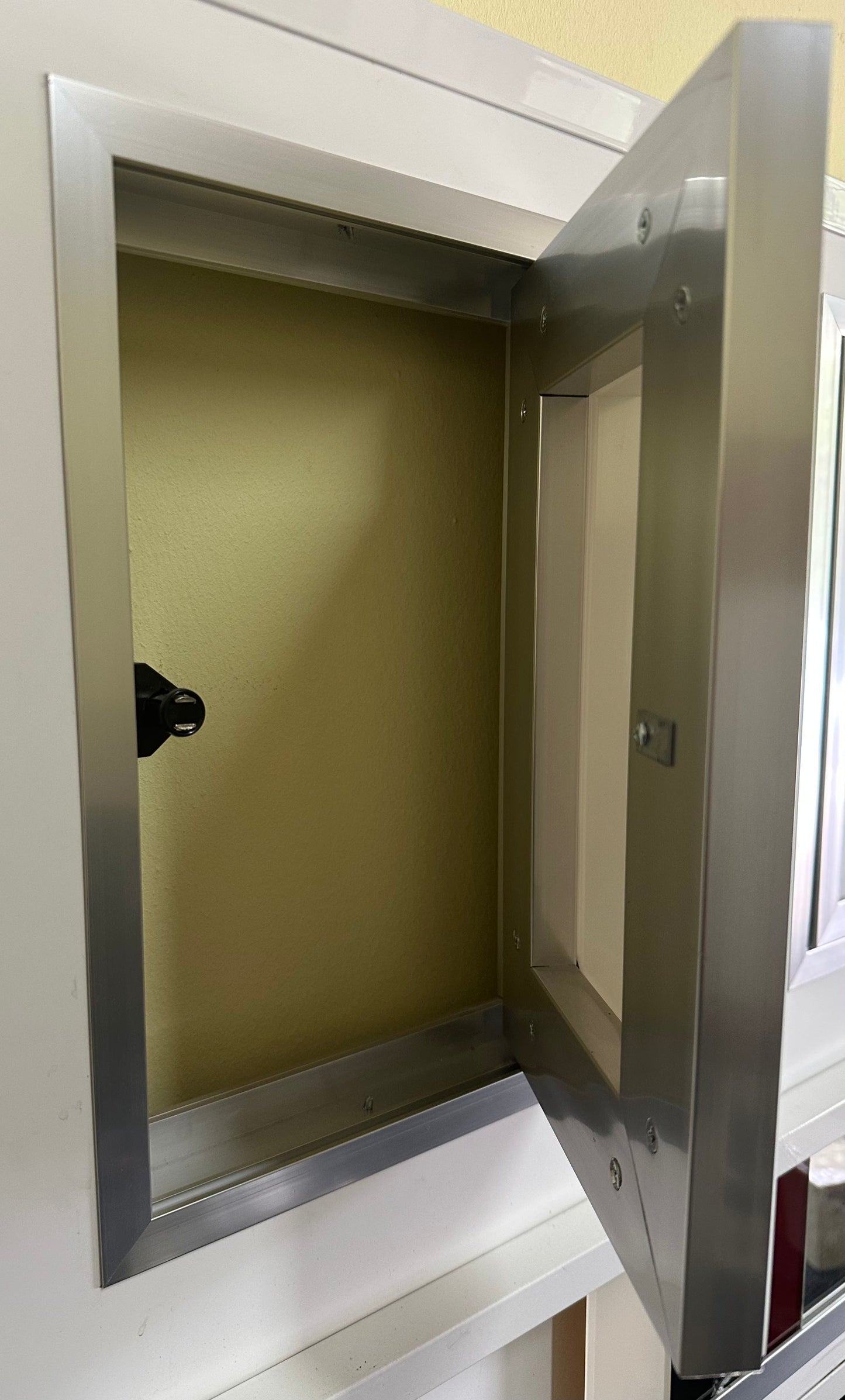 Access Panel / Inspection door with Double visible Frames